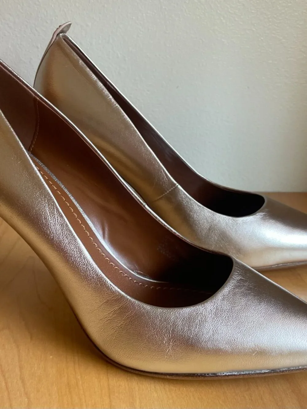 Coach Waverly Pumps, Gold Metallic, Size 9.5